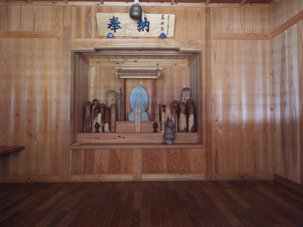 山形　金精様