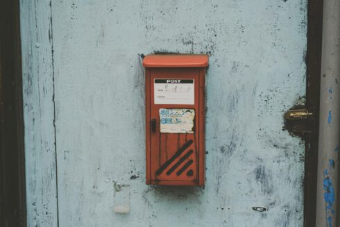 ポスト
